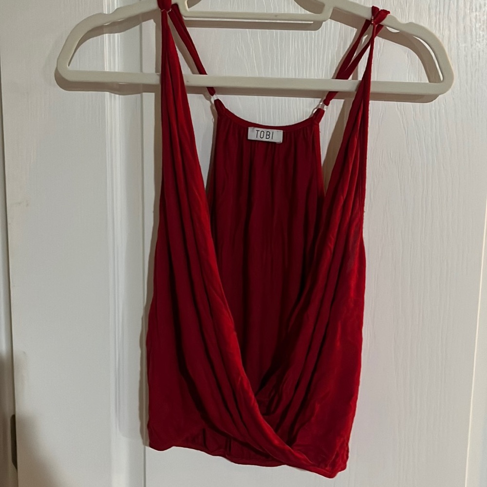TOBI deep v tank💕